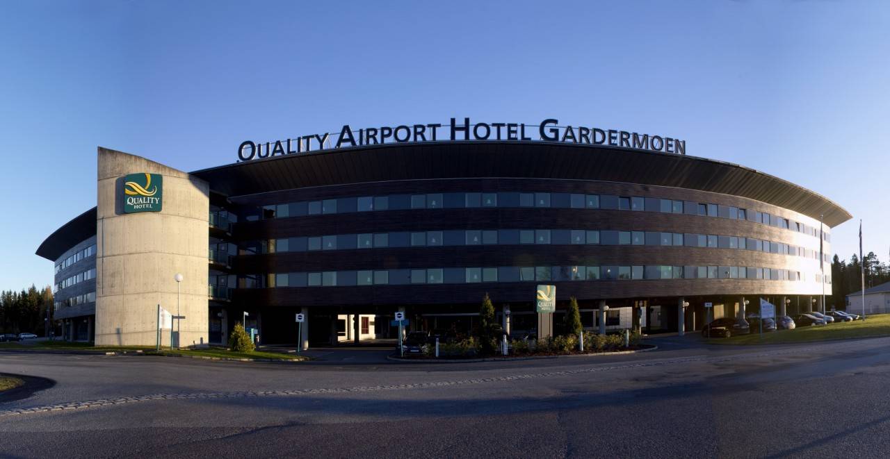 Отель airport. Airport Hotel. Отель в аэропорту. Rport.